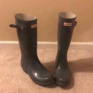 Short Dark Grey Hunter Rain Boots